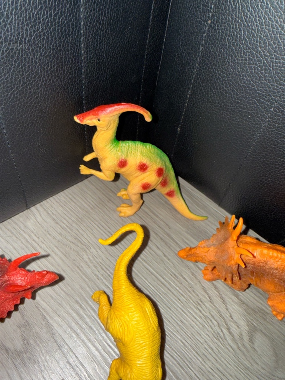 Colorful Assorted Reptile Toy Set - Multicolor - Picture 4 of 7